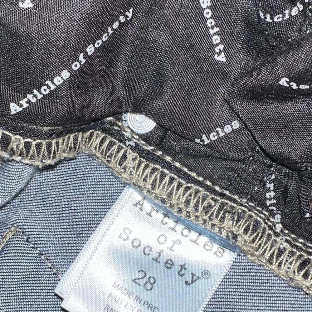 - Articles of Society Jeans Womens Size 28 Cut Off Skinny Distressed Comfort